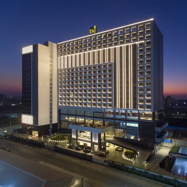 hotel-facade